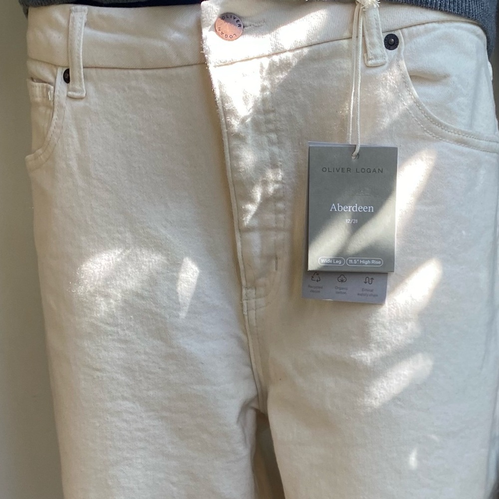Oliver Logan NWT Aberdeen Cream Straight-Leg Jeans